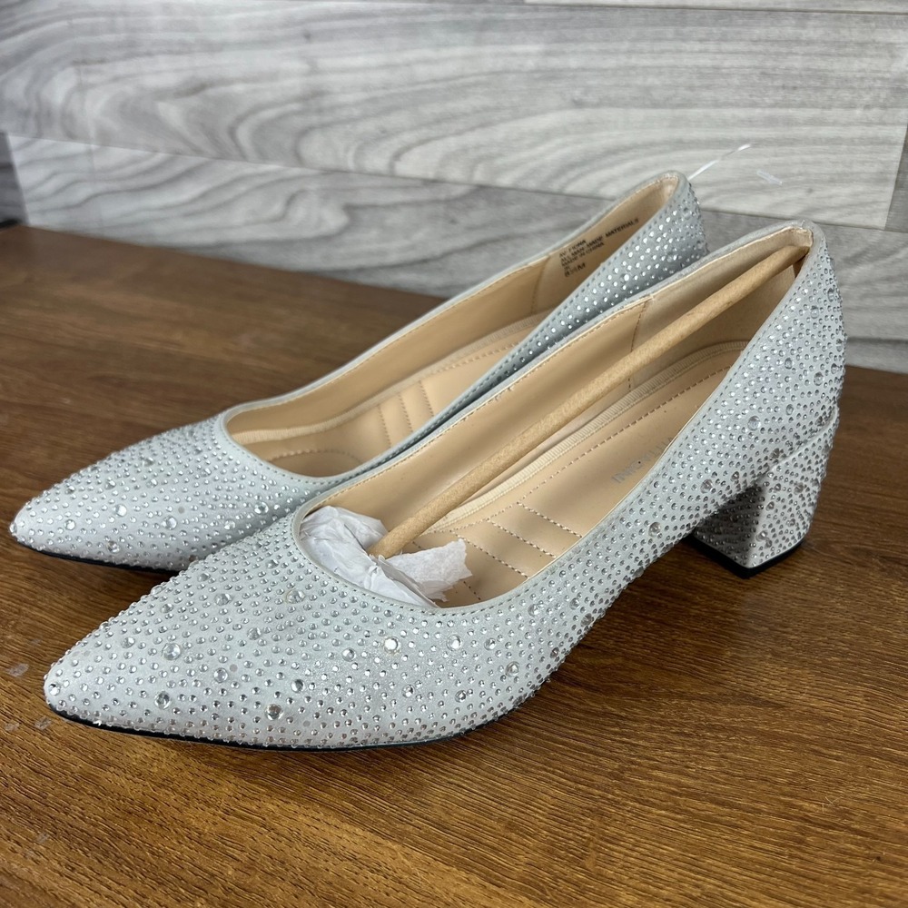 Adrienne Vittadini Fiona‎ Pumps Women's Size US 8.5M Silver Rhinestone Detailed